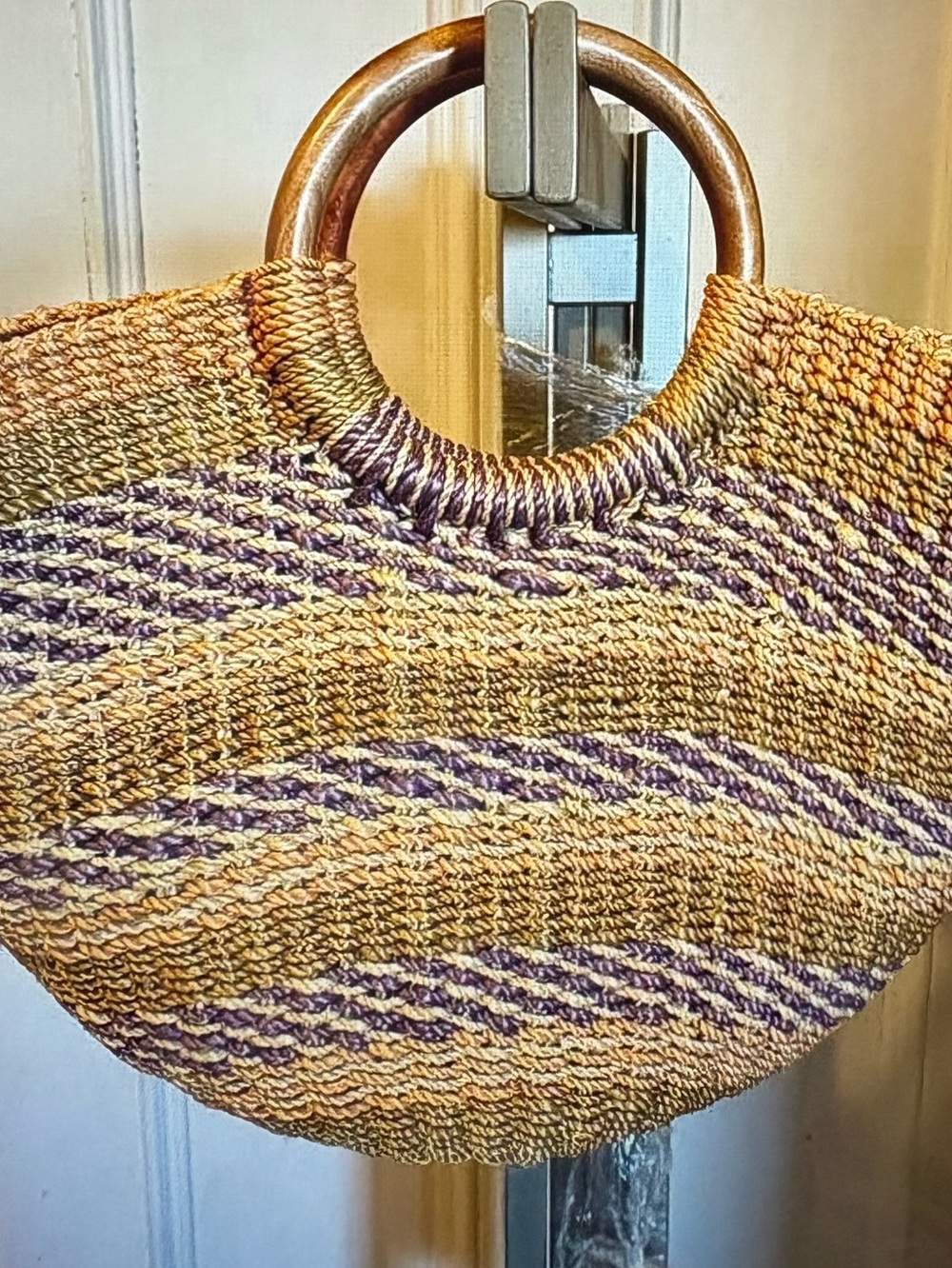 Vintage Handwoven Straw Market Bag Wood Handle Boho Raffia Tote